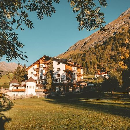 Familienhotel Replerhof Mit Kinderbetreuung Prägraten Esterno foto