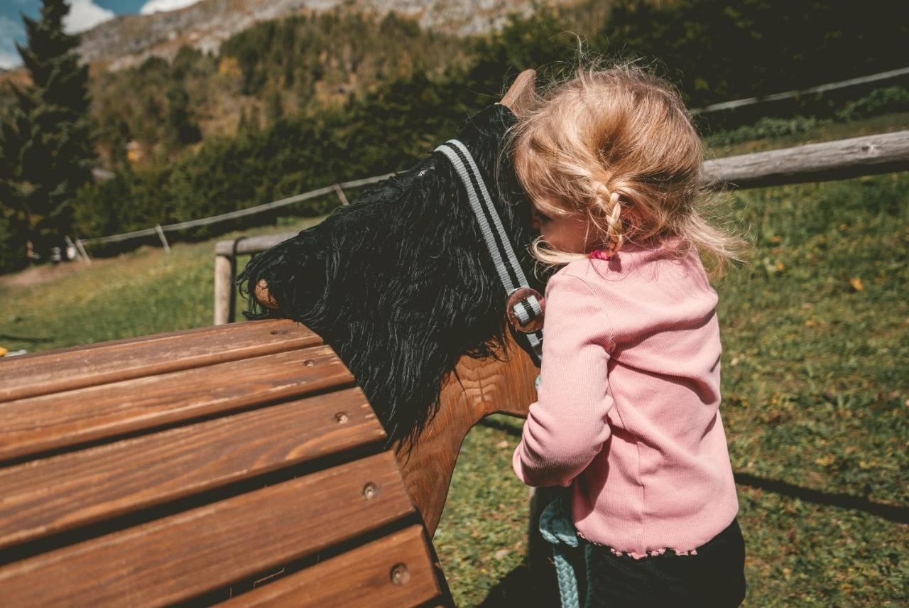 Familienhotel Replerhof Mit Kinderbetreuung Prägraten Esterno foto